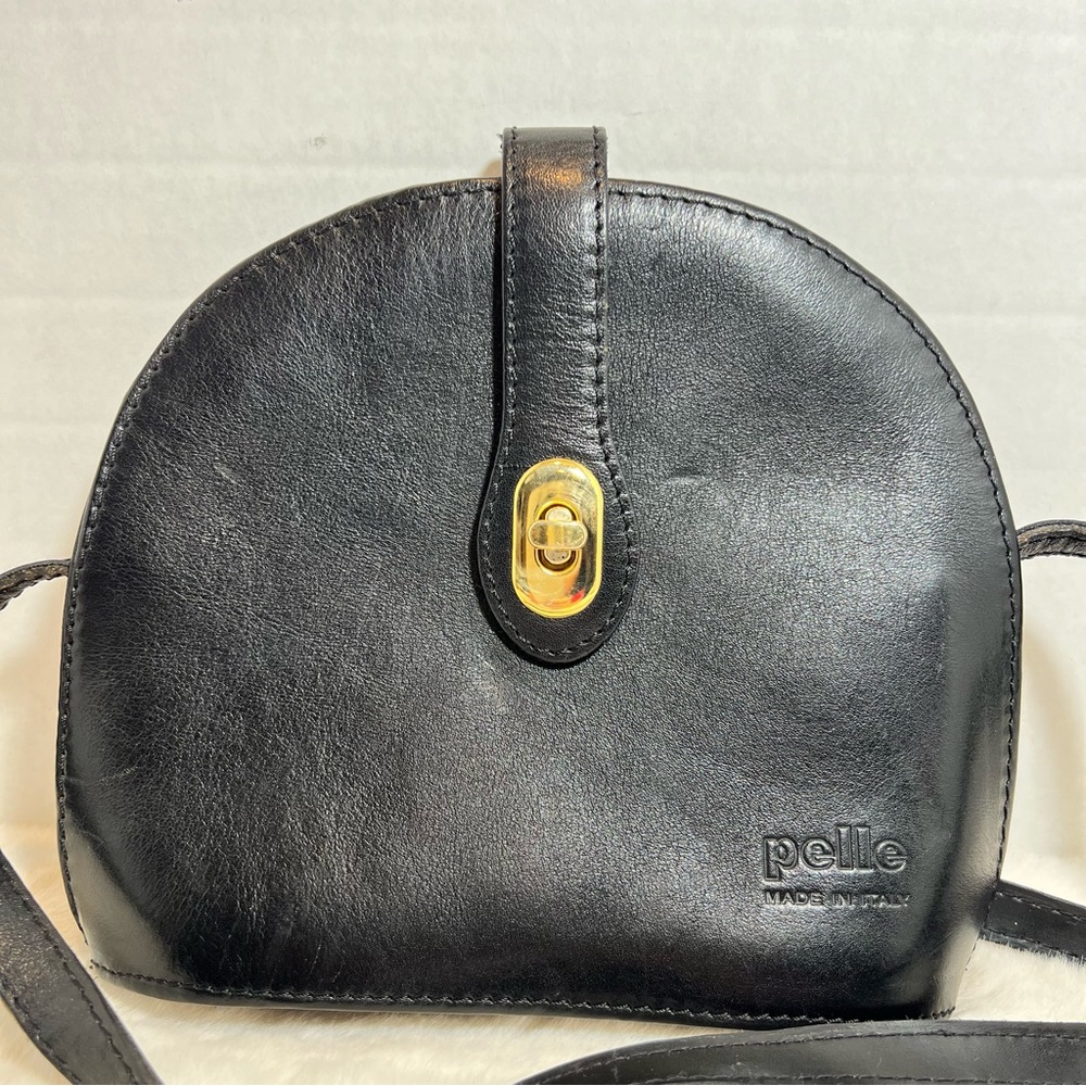 Pelle Women’s Leather Black Shoulder Crossbody Bag with adjustable strap